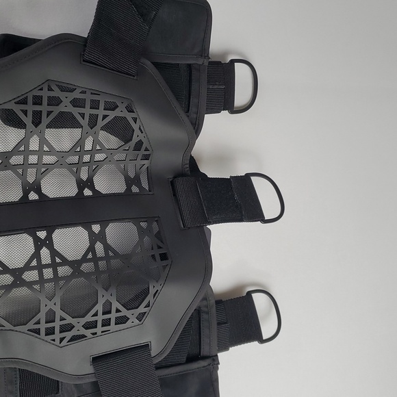 Dior Designer 2019 Black Tactical Harness Vest Sz S Luxury Streetwear - Picture 7 of 14